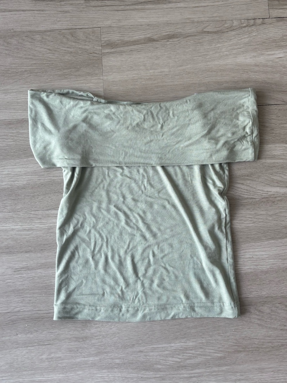 Lefties Light Green Off-Shoulder Top - Picture 1 of 3